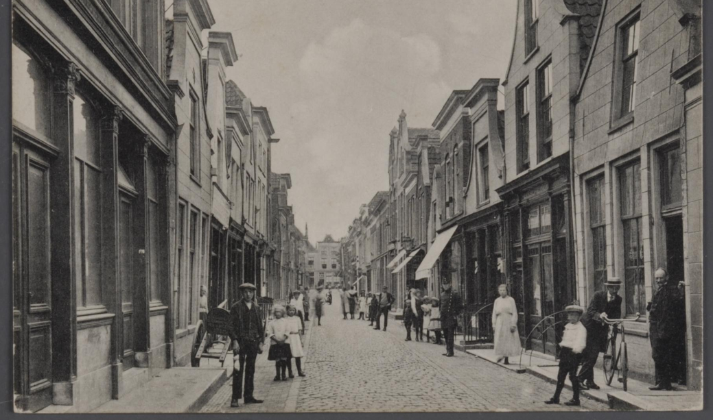 Goudse winkelstraat ui 1920
