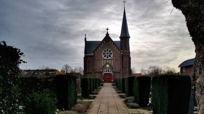 rooms katholieke begraafplaats gouda