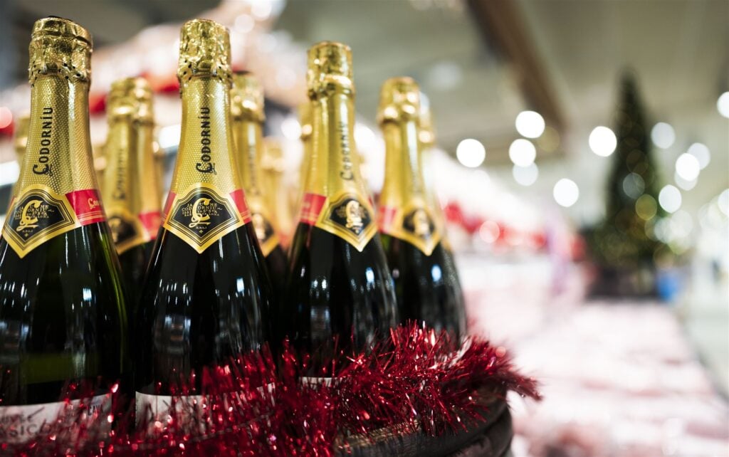 Oud en nieuw 2023/2024 dit zijn de openingstijden van de supermarkten