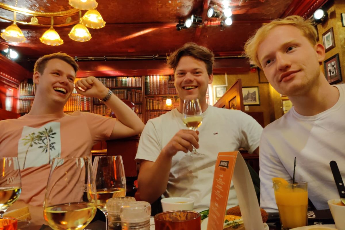 local Wessel en vrienden
