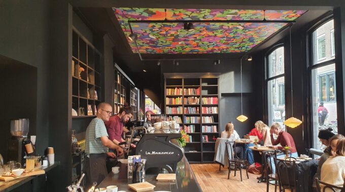 koffiestation books coffee