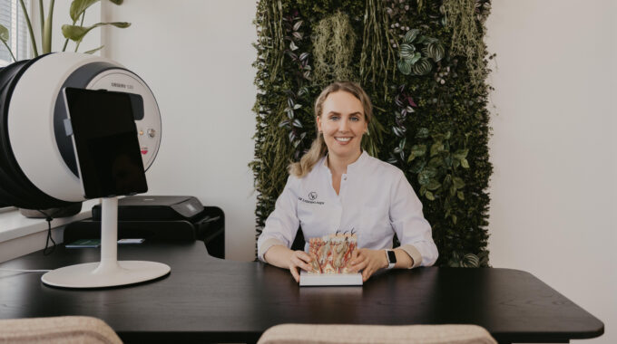De Laserkliniek Groningen Manon huidtherapeut