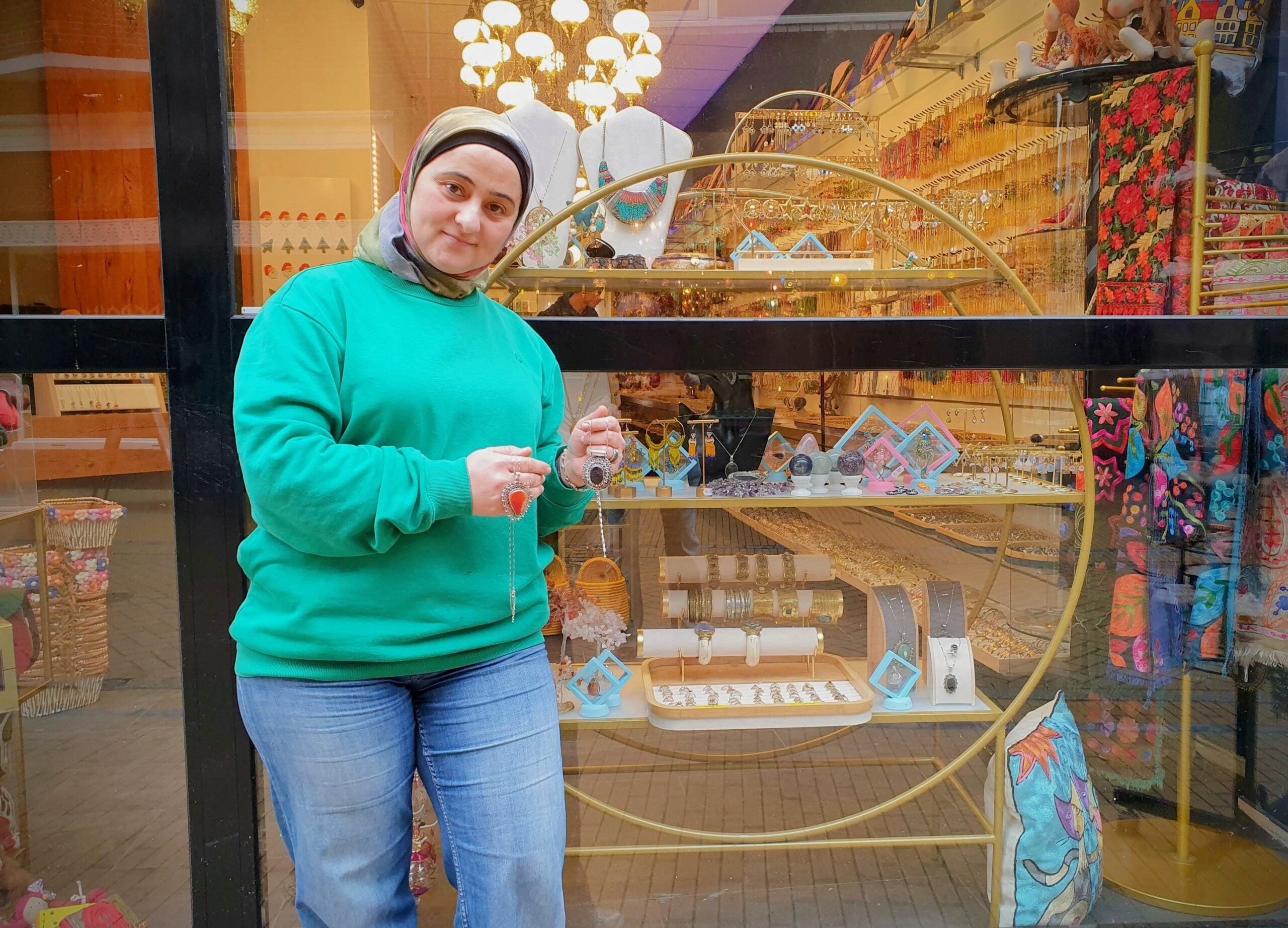 In Folkingestraat glimt een wilde waaier aan sieraden: ‘Hier kun je terecht voor originaliteit’