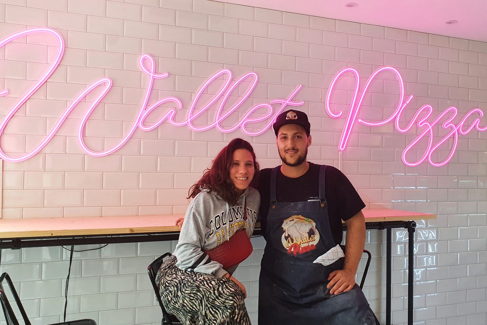 Nieuwe pizzaplek in Haarlem geopend met pizza's in een bijzondere vorm