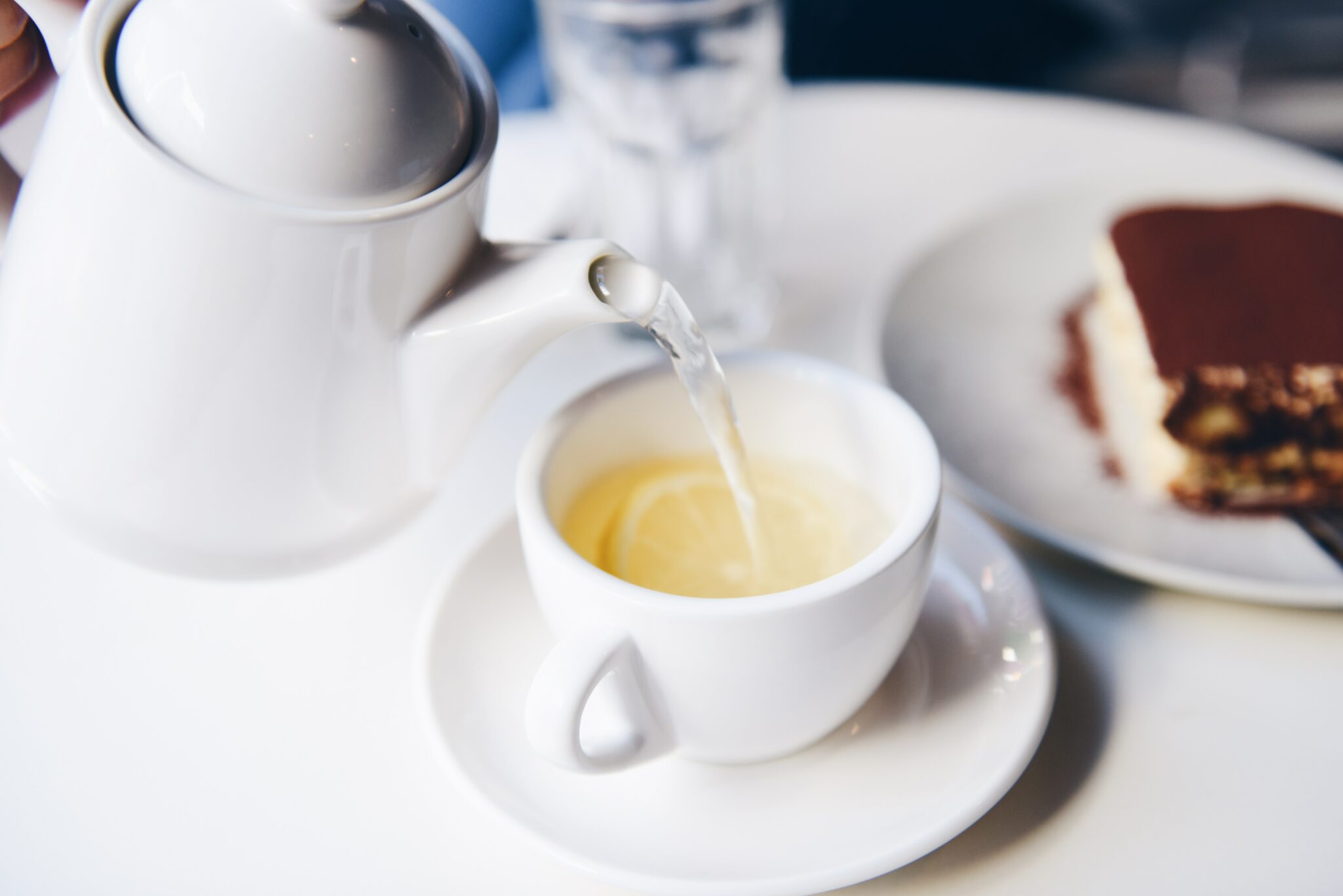 high-tea-thee-schenken-ons-loes