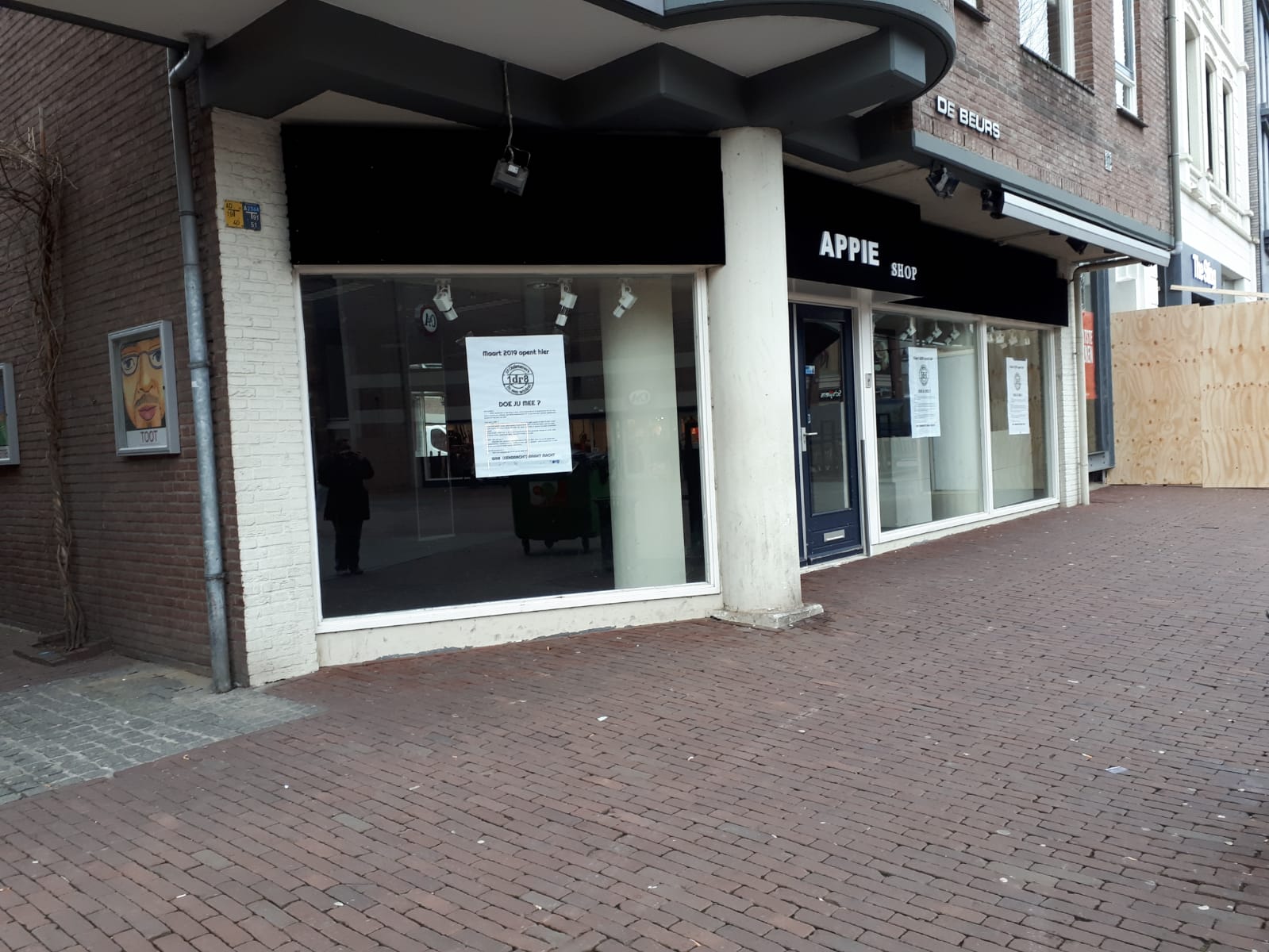 1dr8 Helmond