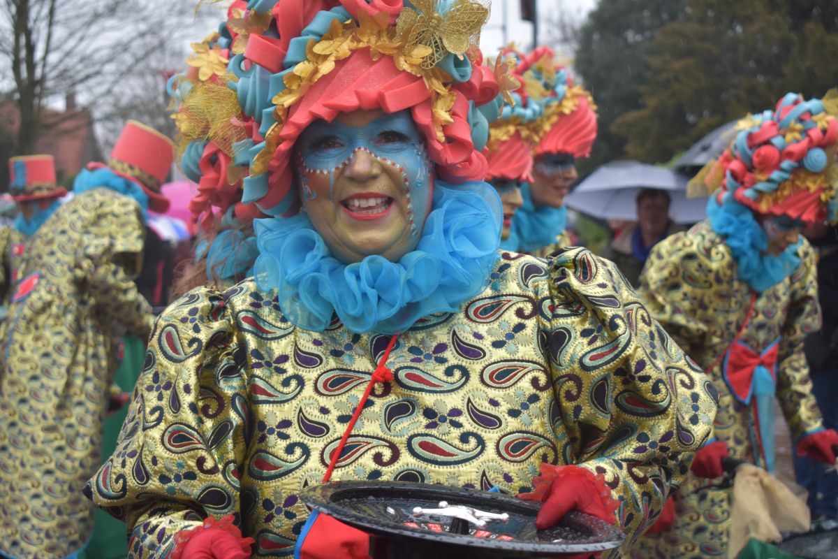 Gespot carnavalsoptocht Helmond 2019 006