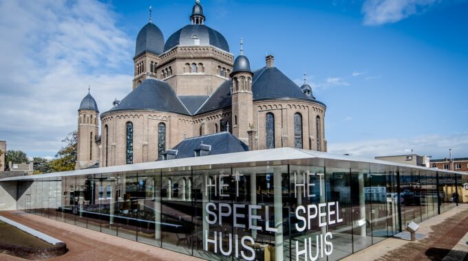Speelhuis