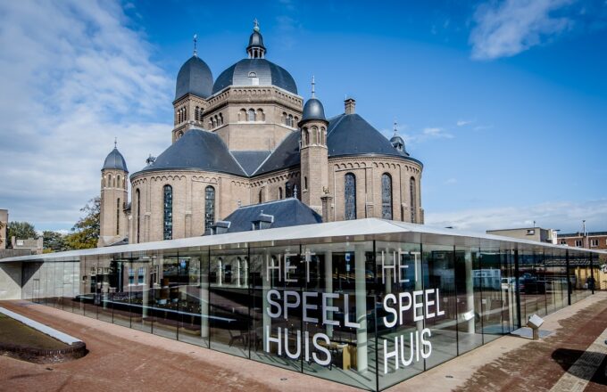 Speelhuis