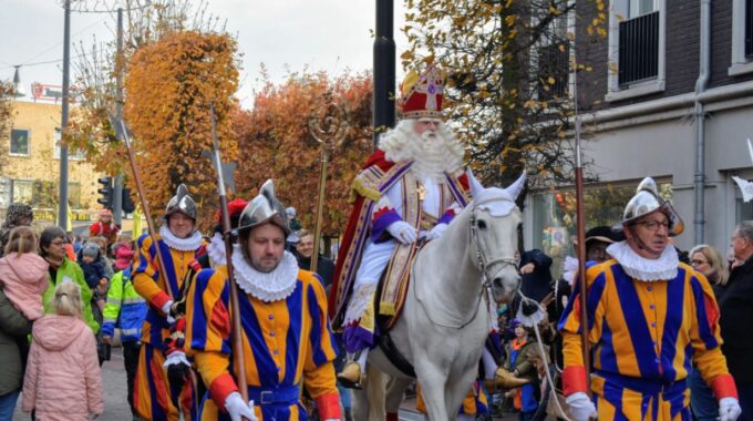 Intocht Sinterklaas Helmond indebuurt