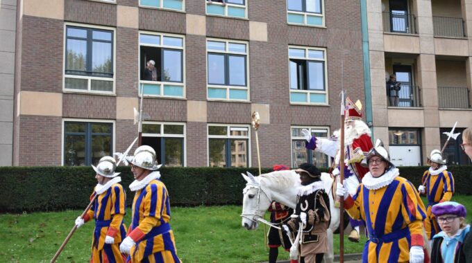 Sinterklaasintocht Helmond indebuurt