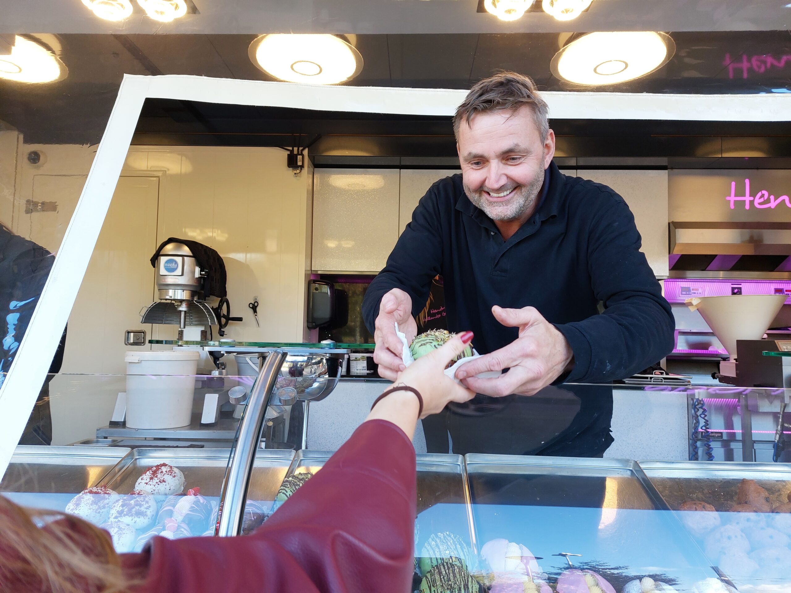Augurk, zure matten of ham-kaas: welke bijzondere smaken oliebol heb jij gespot in Helmond?