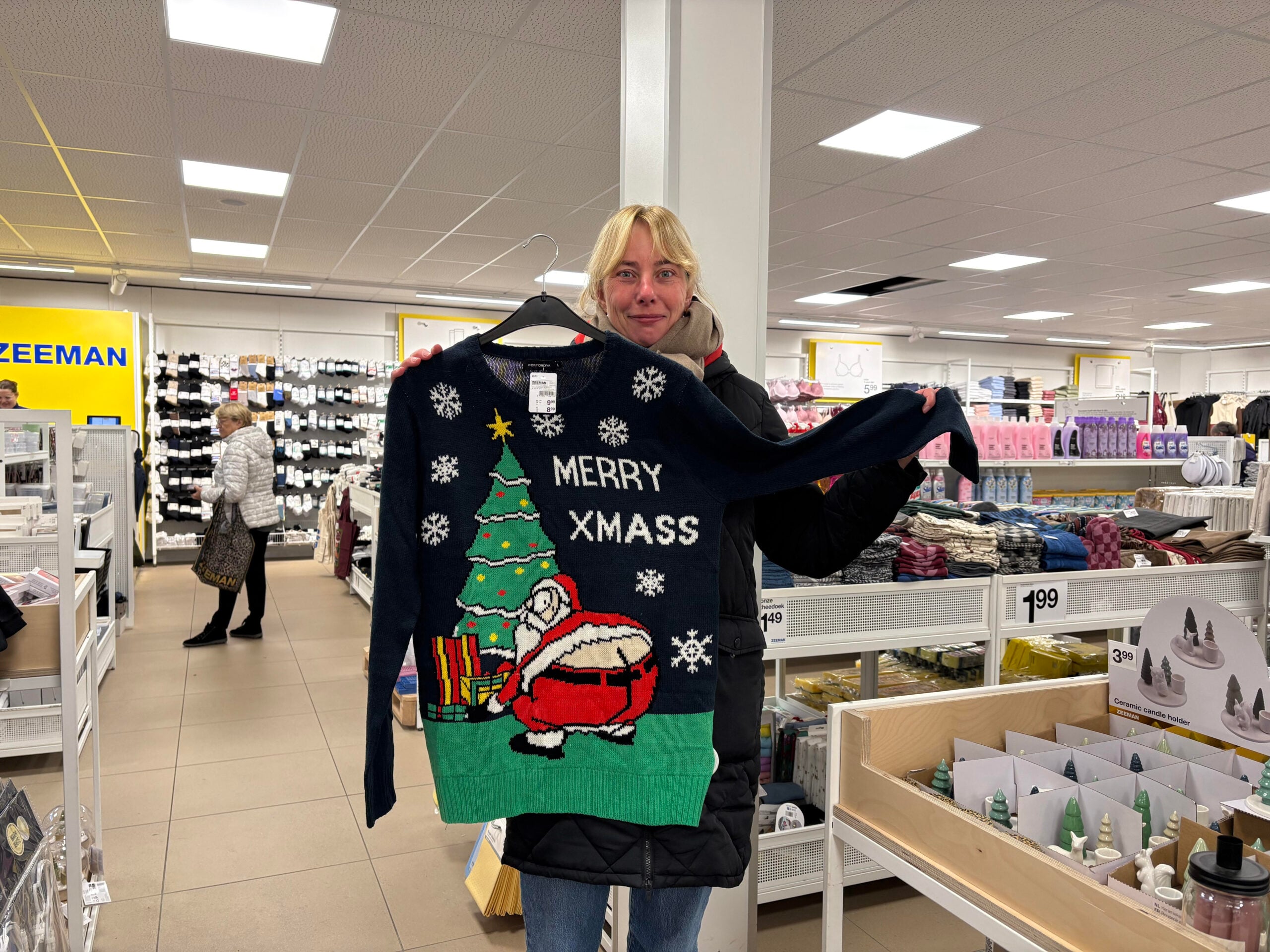 Hier in Helmond scoor je kersttruien voor nog geen tientje