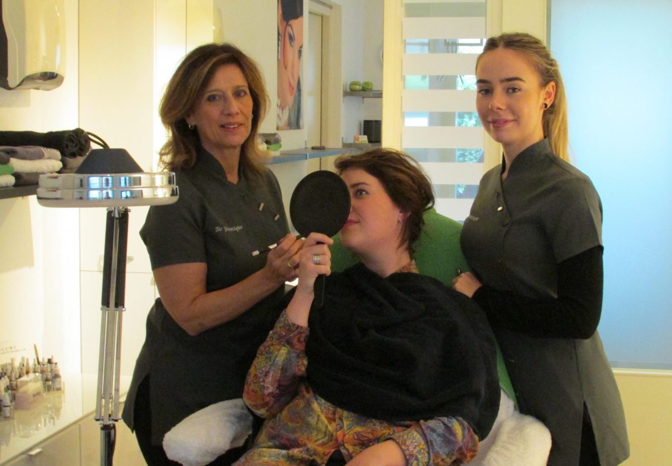 Monique van Be Younique: ‘Wenkbrauwen zijn het belangrijkste onderdeel van je gezicht’