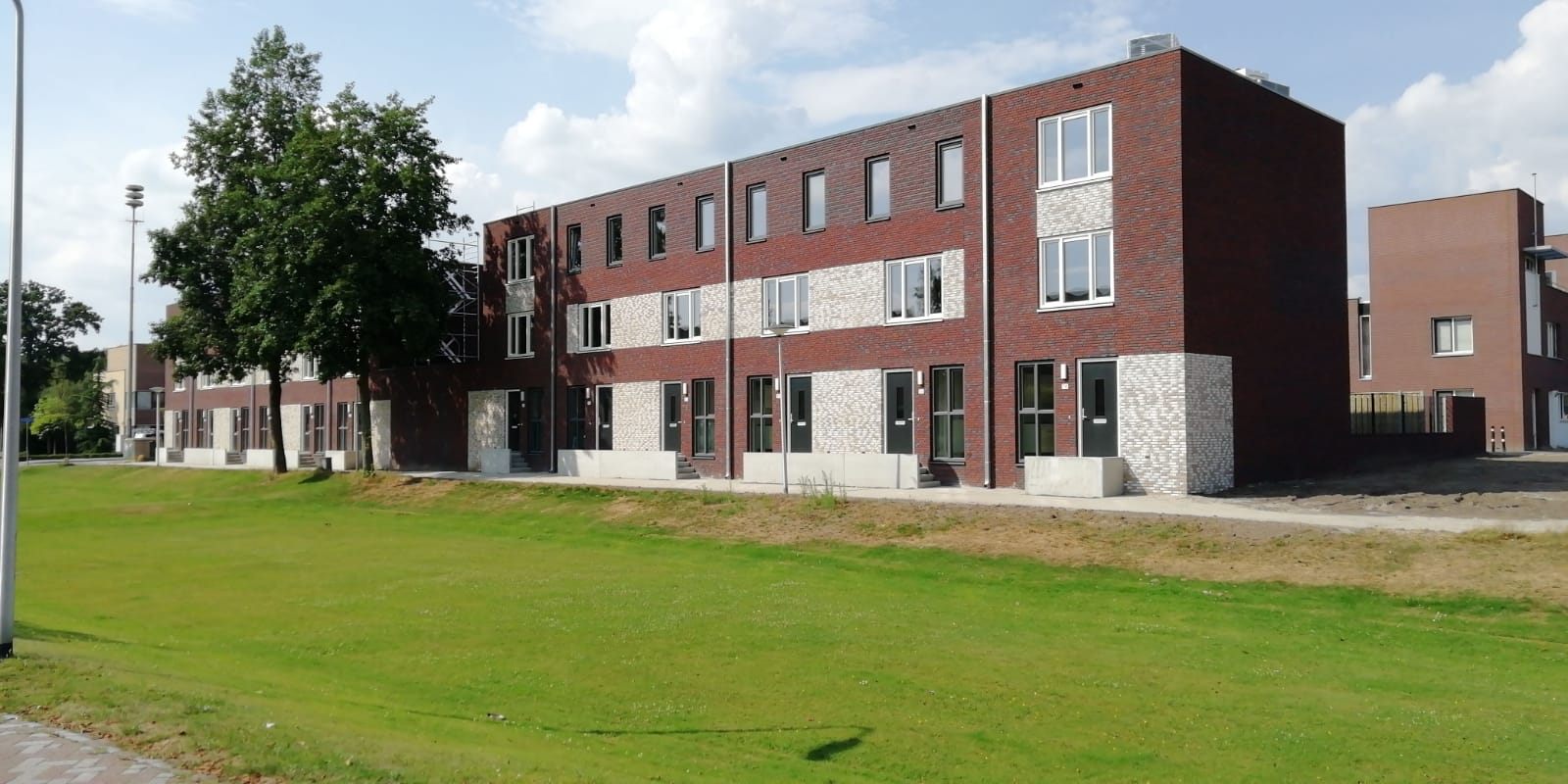 Nieuwe bewoners Bronforelstraat krijgen vandaag de sleutel