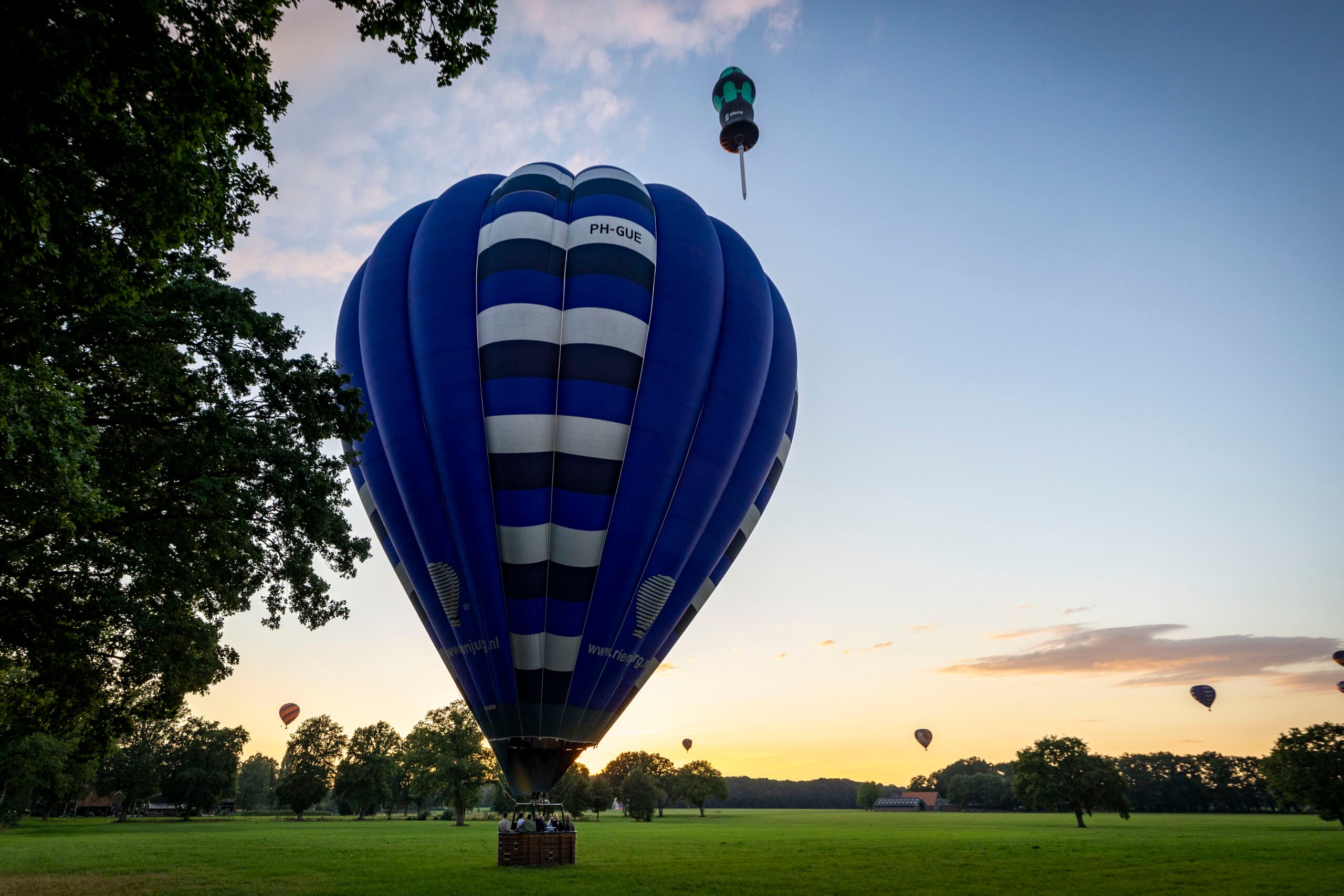 Aha… Zo hoog moeten luchtballonnen eigen boven Hengelo vliegen