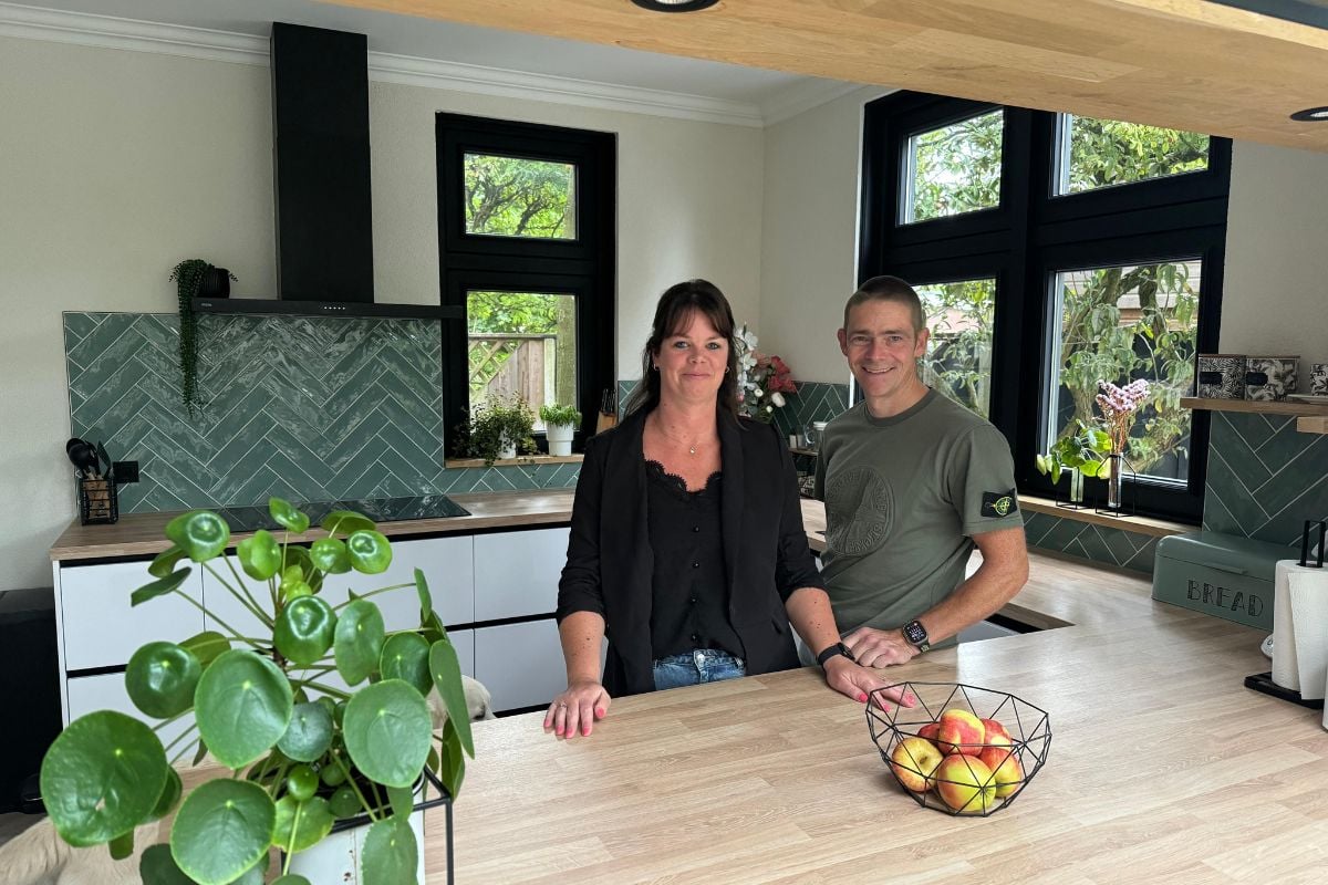 Binnenkijken bij Monique: ‘Die lege kast staat er voor de sier’