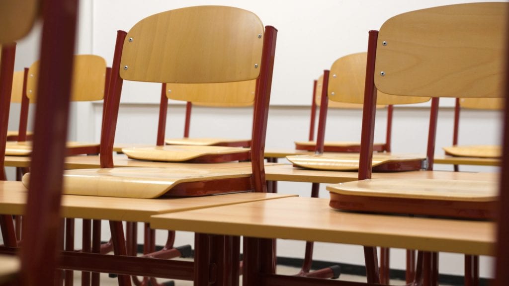 leerkracht-basisschool-schoolklas