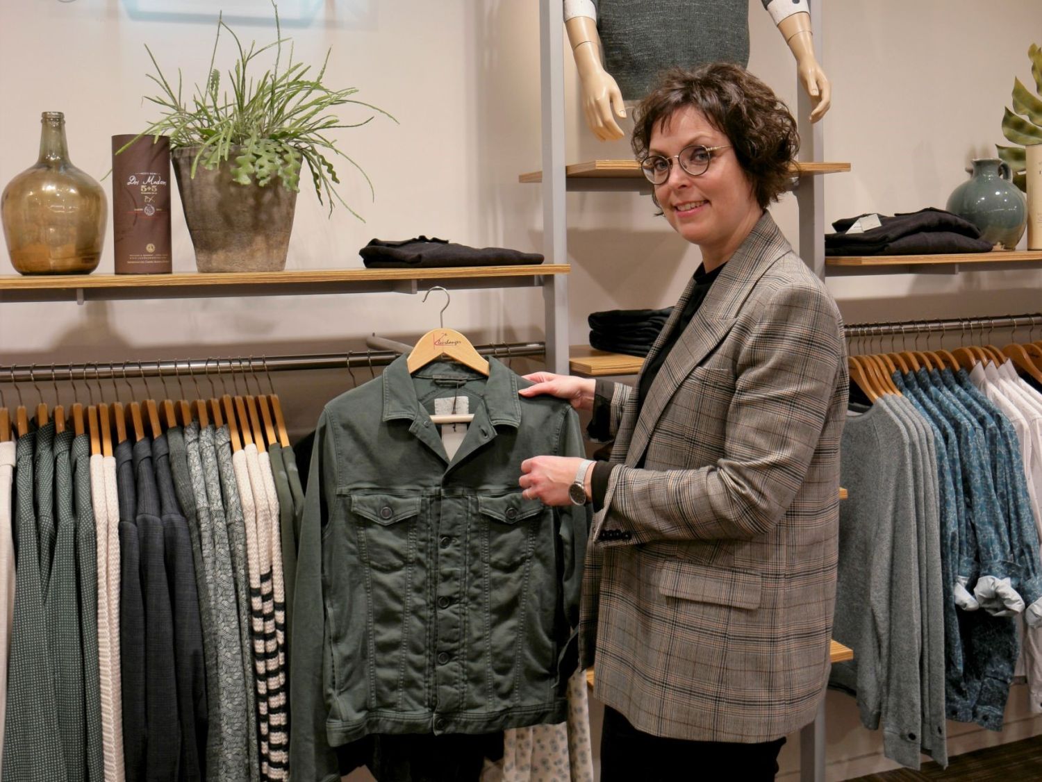 Leuke acties! Bakker houdt drive thru en cadeauwinkels verkopen bij