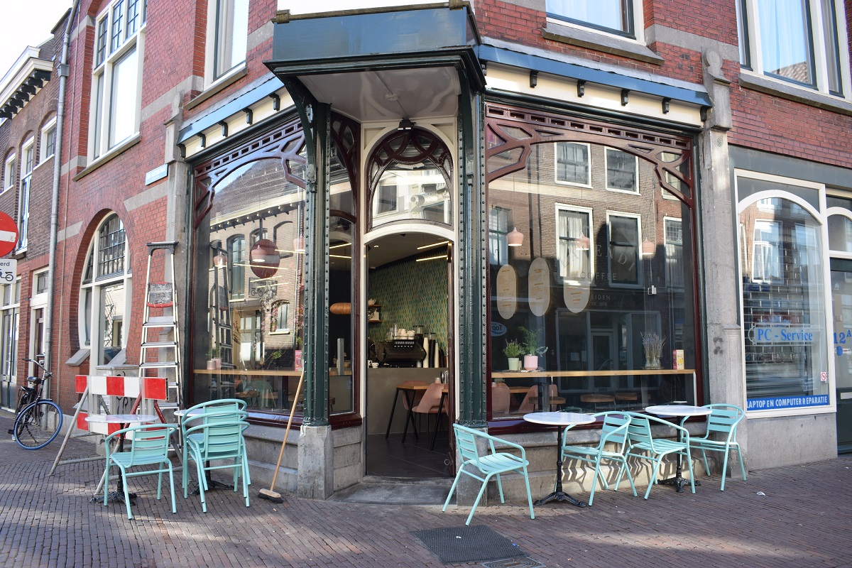 Winnen kopje koffie en wafels met drie toppings naar keuze voor twee