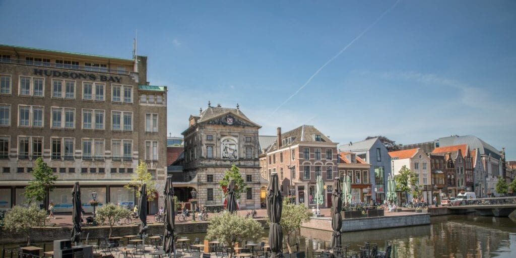 Trianon Theater indebuurt Leiden
