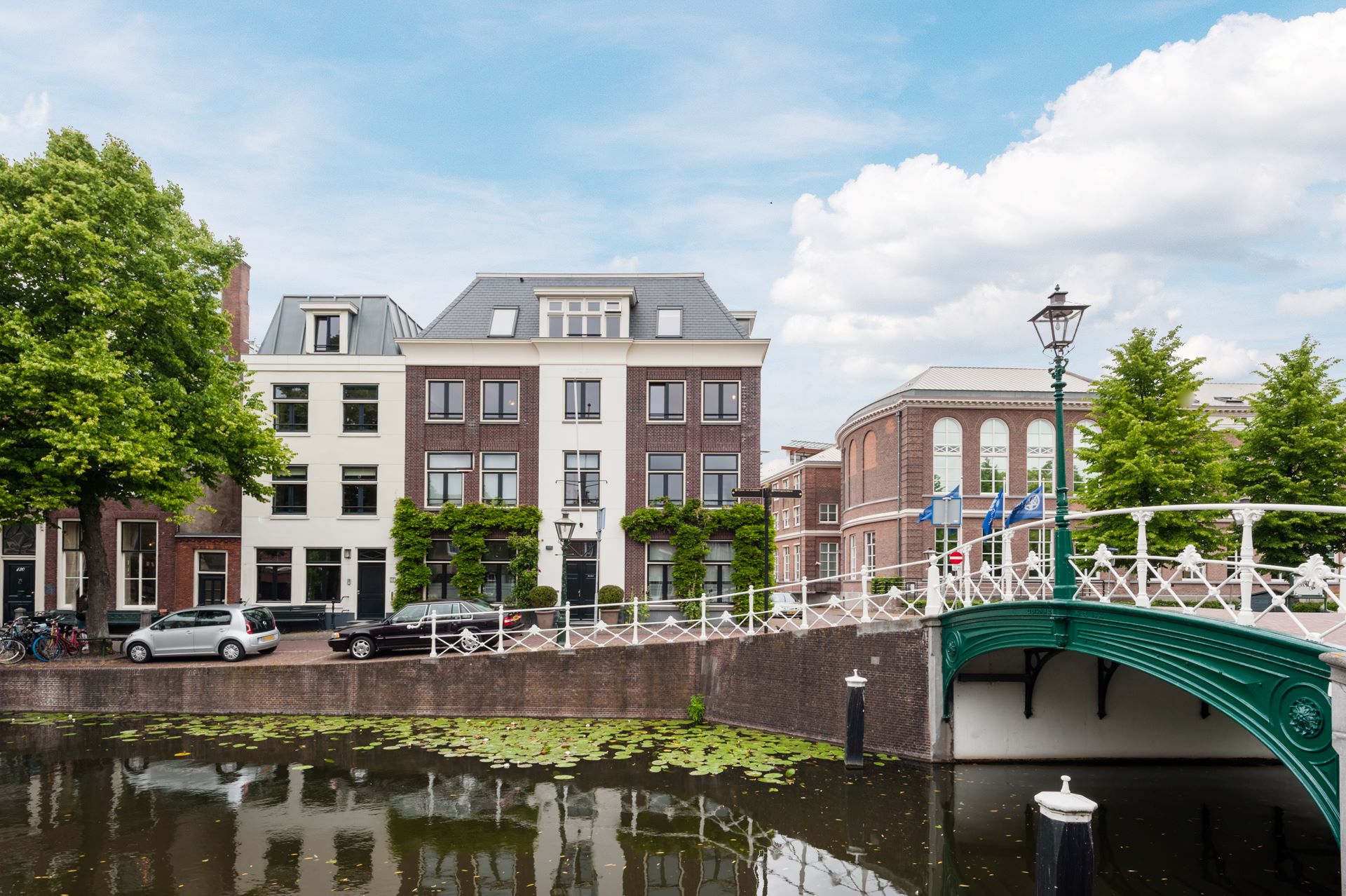 Nieuwsteeg 47, Leiden, Proper Makelaardij