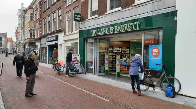 Holland and Barret Haarlemmerstraat