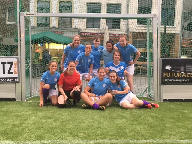 Morado damesvoetbal