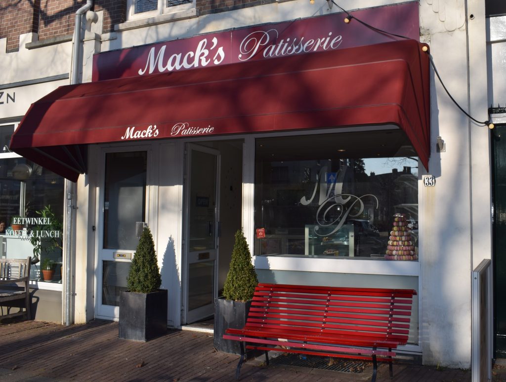 macks
