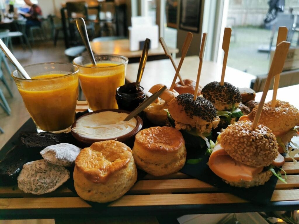 Café Eten en Drinken