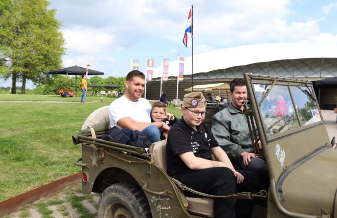Grateful Generation Tours tijdens Het Vrijheidsfestival van Vrijheidsmuseum in Nijmegen