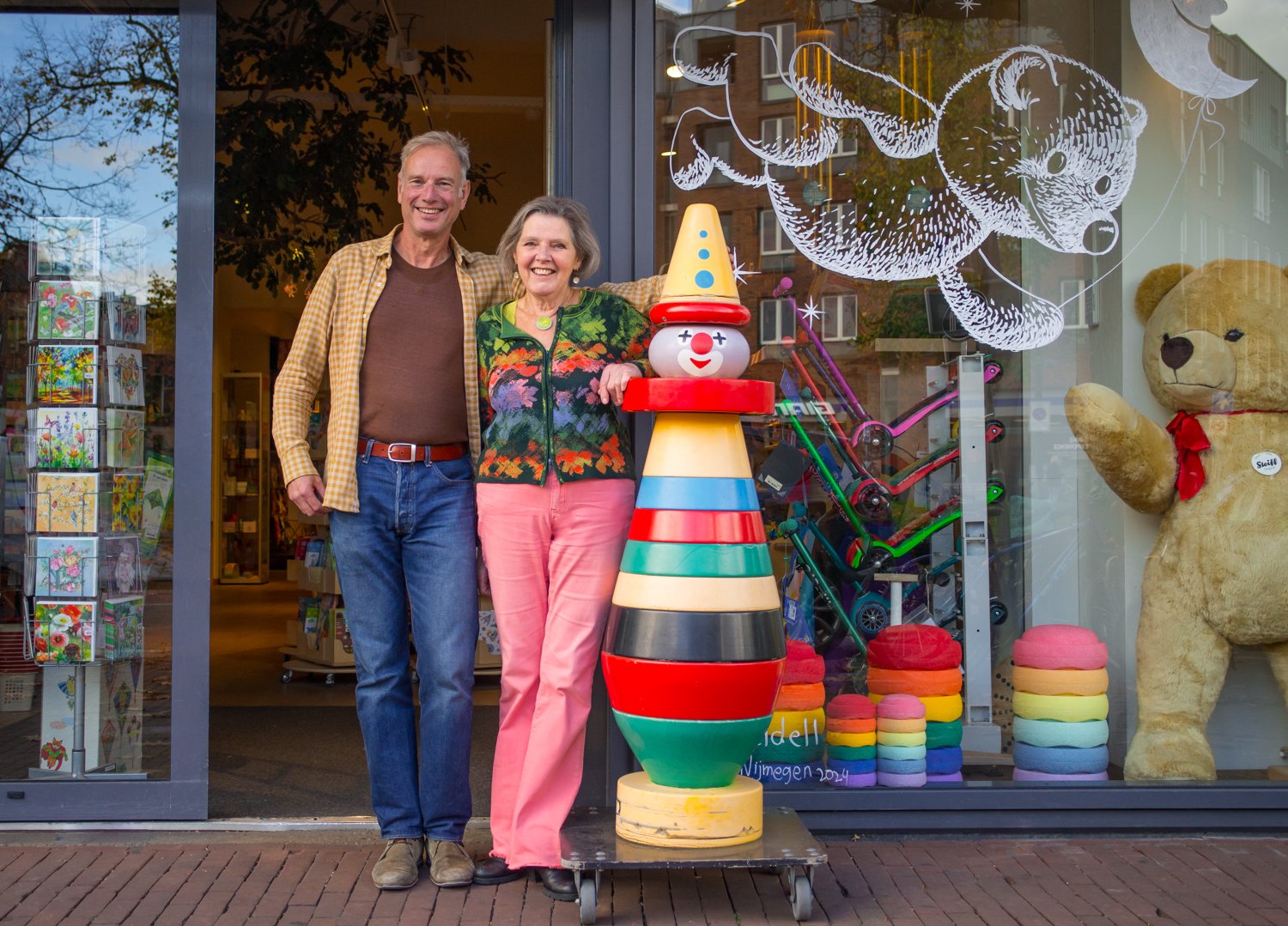 Ingeborg (75) stopt bij speelgoedwinkel De Regenboog: ‘Dit is mijn droomscenario’