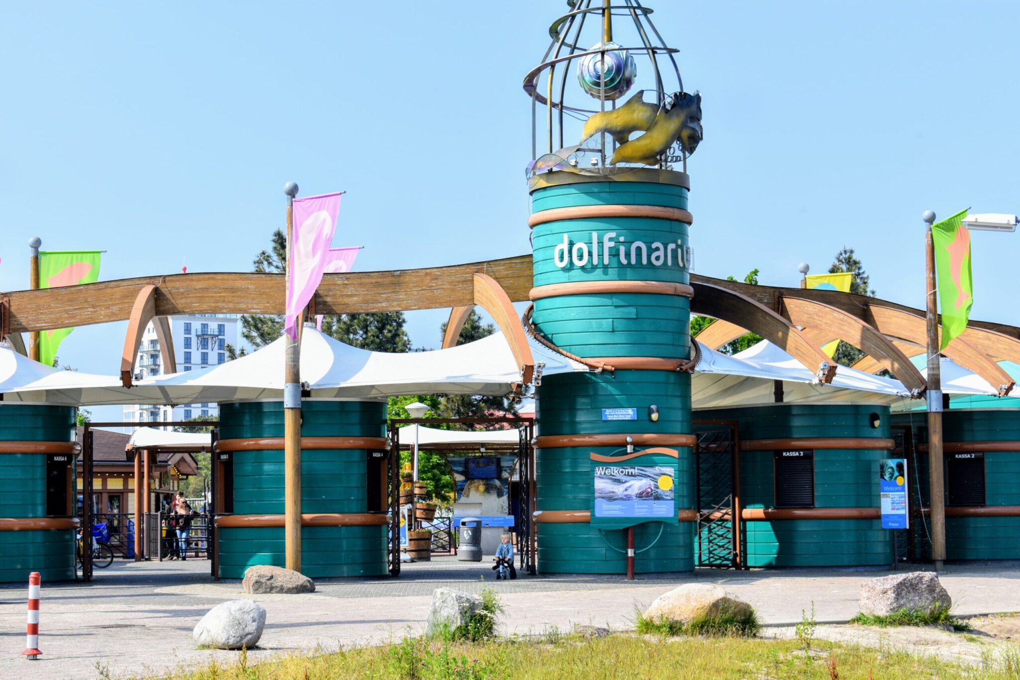 Dolfinarium in Harderwijk dicht gesloten moderne dierentuin dierenpark veluwe dolfijnen stellerzeeleeuw