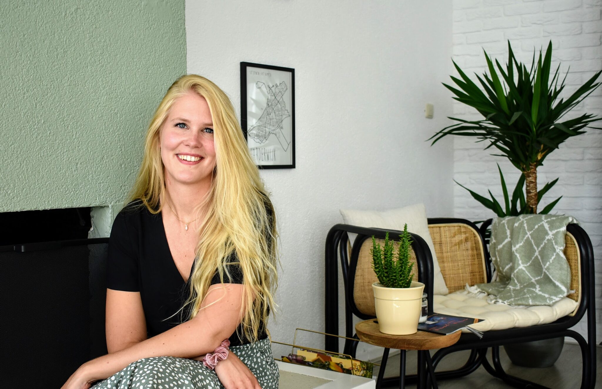 Esmeralda in haar woning in de binnenstad van Harderwijk