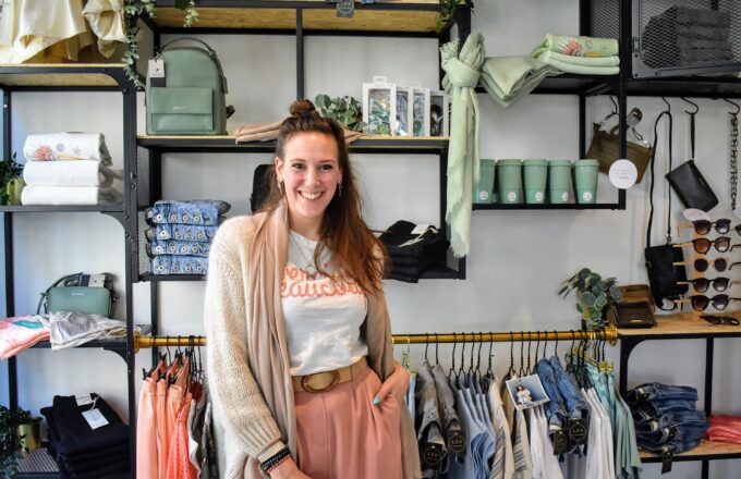 Laury van Borselen LFS Conceptstore Harderwijk Donkerstraat winkelen Laubella