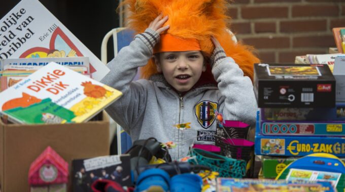kleedje in de voortuin koningsdag spullen verkopen vrij markt harderwijk ermelo putten veluwe 2021