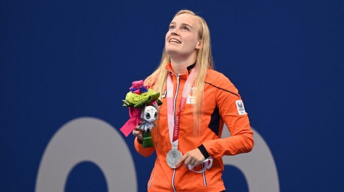 Lisa Kruger behaalt zilveren plak tijdens Paralympische Spelen in Tokio.