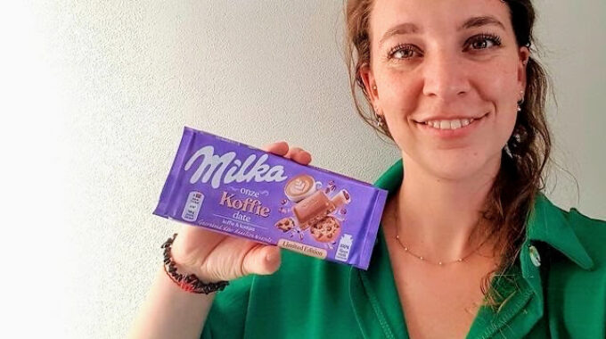 Anka / Annelize met de nieuwe chocoladesmaak 'Onze koffie date'. Milka harderwijkse zwolle