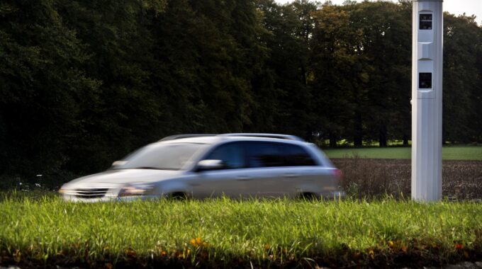 harderwijk flitspaal flitsen lorentzstraat flitsen bekeuring te hard rijden