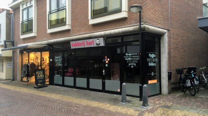 Bakker Bart in Putten indebuurt randmeren