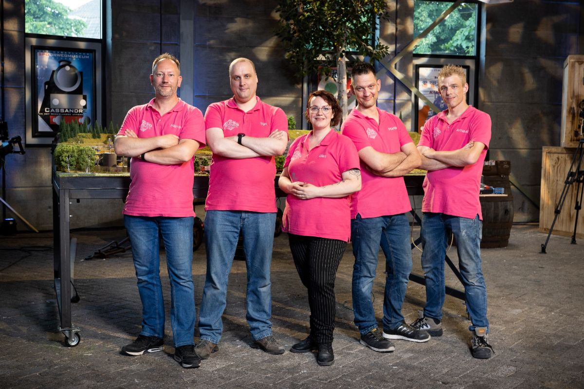 Martin en Ellen uit Ermelo kijken terug op De Grote Kleine Treinen Competitie 'Trots op ons team' Martin en Ellen uit Ermelo kijken terug op De Grote Kleine Treinen Competitie 'Trots op ons team'