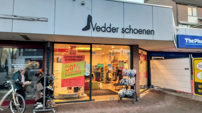 Schoenenzaak Vedder in Ermelo stopt