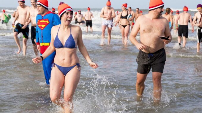 nieuwjaarsduik 2022 harderwijk veluwemeer wolderwijd