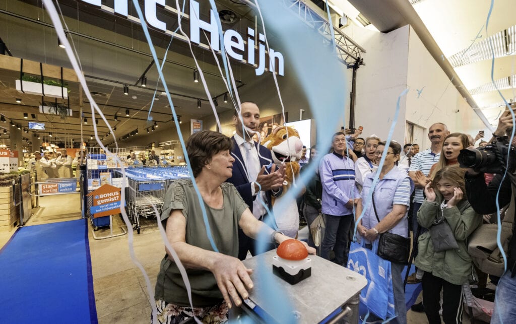 Albert Heijn Alexandrium is weer open... en hoe! indebuurt Rotterdam Albert Heijn Alexandrium is weer open... en hoe! indebuurt Rotterdam