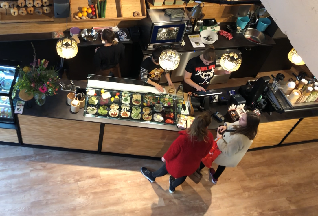 Video de nieuwe Bagels & Beans is open in Forum Rotterdam indebuurt