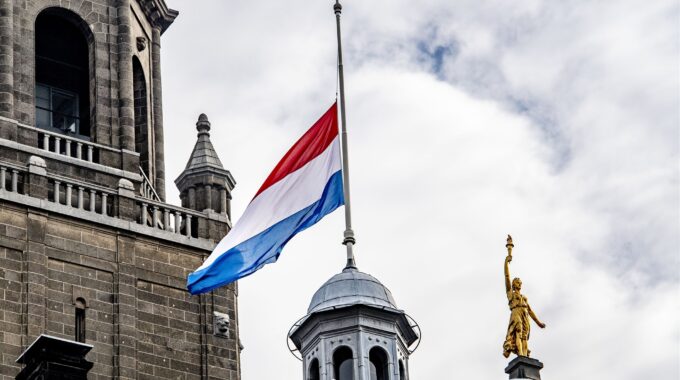 vlag stadhuis
