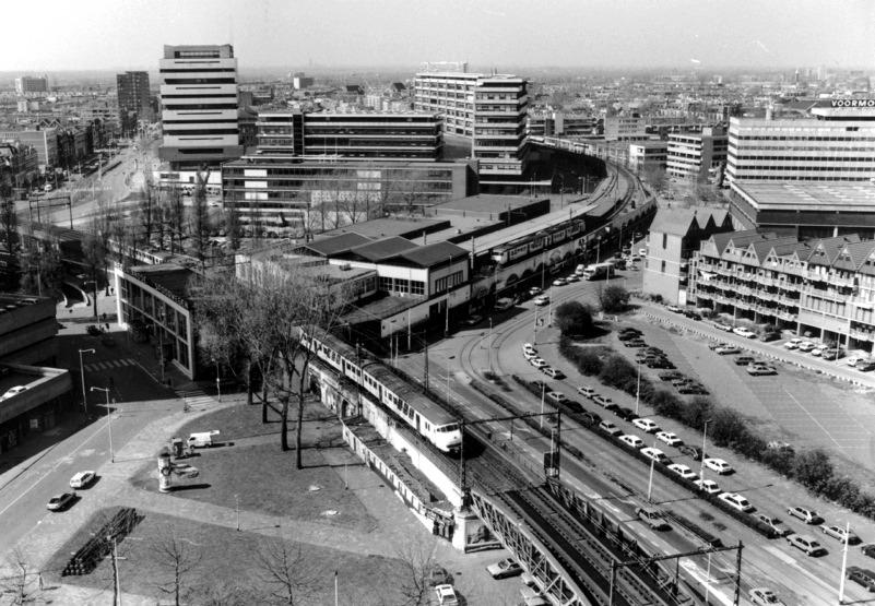Bovenaanzicht Station Hofplein in 1987 - Stadsarchief