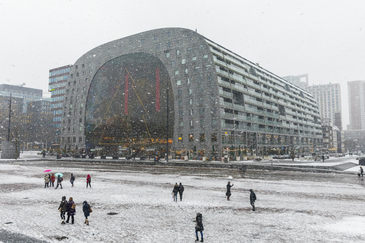 markthal kerst winter sneeuw