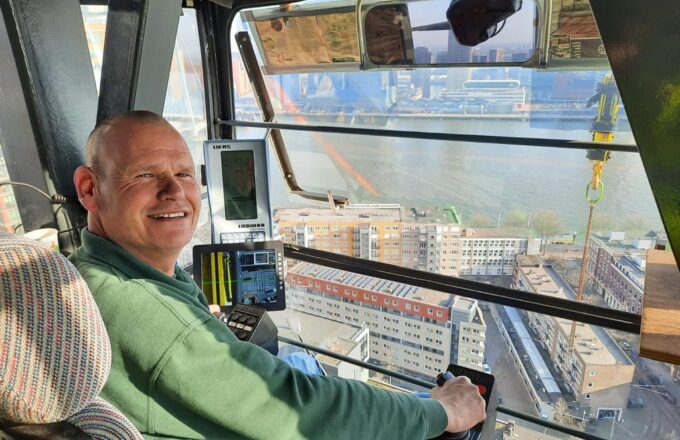 kraanmachinist Rob zalmhaventoren