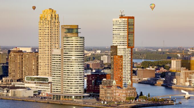 kop van zuid montevideo skyline